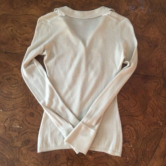 Elie Tahari V-neck Beige Long Sleeve Sweater - Picture 11 of 11
